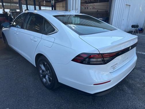 2024 Honda Accord 