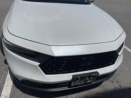 Platinum White Pearl 2024 Honda Accord