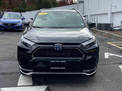 2023 Toyota RAV4 Prime SE