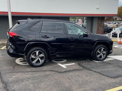 2023 Toyota RAV4 Prime SE