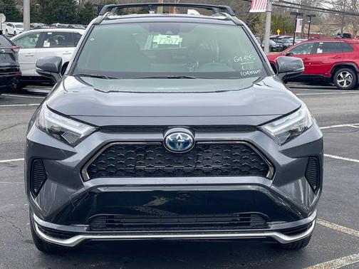 2023 Toyota RAV4 Prime SE