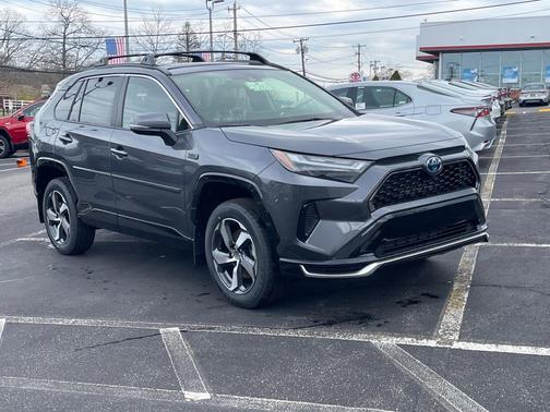 2023 Toyota RAV4 Prime SE