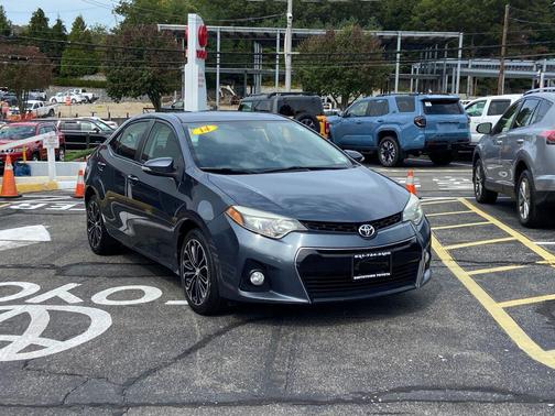 2014 Toyota Corolla S Plus