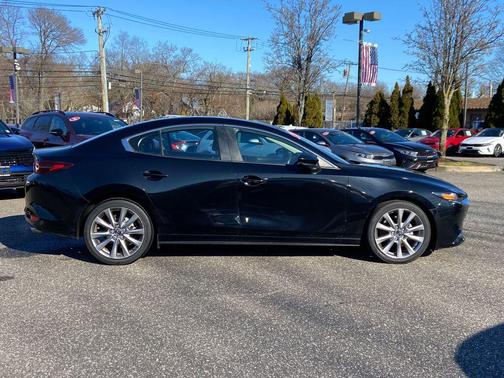 2021 Mazda Mazda3 FWD w/Preferred Package