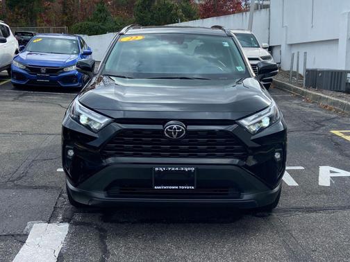 2022 Toyota RAV4 XLE Premium