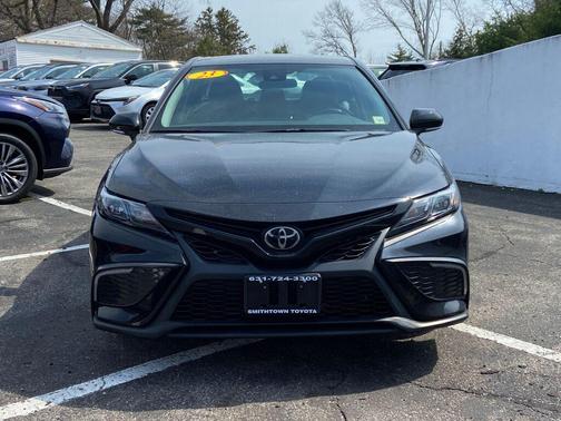Midnight Black Metallic 2023 Toyota Camry SE