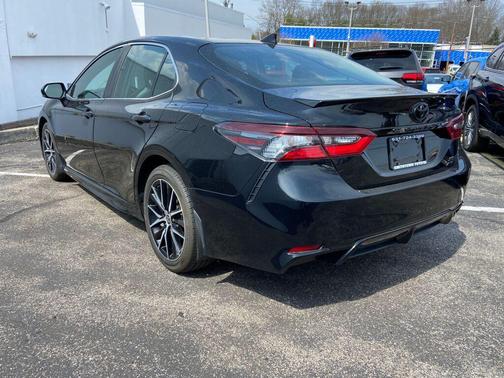Midnight Black Metallic 2023 Toyota Camry SE