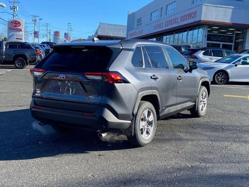 2025 Toyota RAV4 Hybrid LE