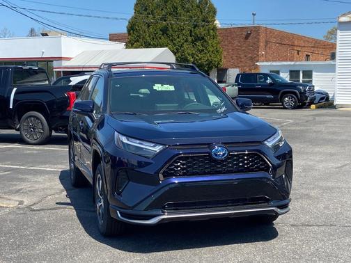 2023 Toyota RAV4 Prime SE