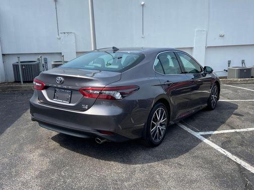 Predawn Gray Mica 2023 Toyota Camry XLE