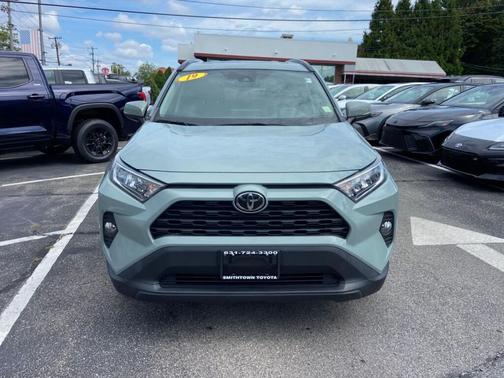 Lunar Rock 2019 Toyota RAV4 XLE