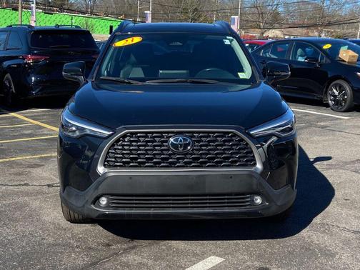 2023 Toyota Corolla Cross XLE