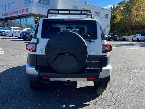 2012 Toyota FJ Cruiser Base