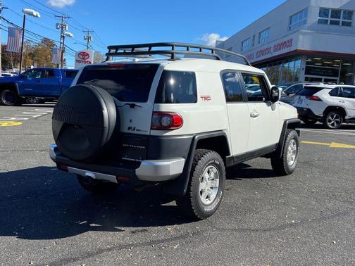 2012 Toyota FJ Cruiser Base