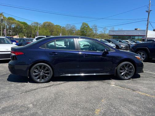2025 Toyota Corolla SE