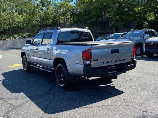 2020 Toyota Tacoma SR5