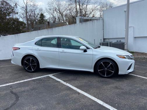 2019 Toyota Camry XSE