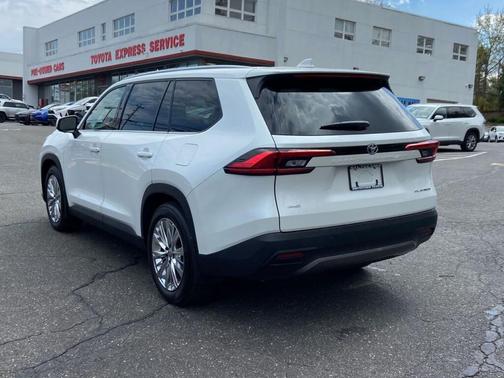 WHITE 2024 Toyota Grand Highlander XLE
