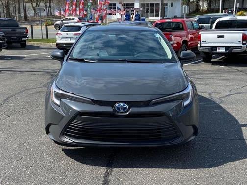 2025 Toyota Corolla Hybrid LE