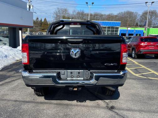 Diamond Black Crystal Pearlcoat 2021 RAM 3500 Tradesman Crew Cab 4x4 8' Box