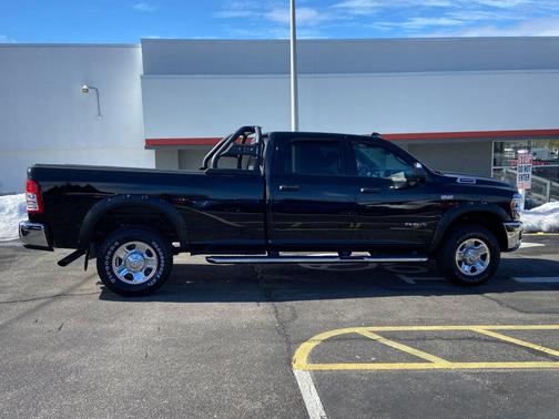 2021 RAM 3500 Tradesman Crew Cab 4x4 8' Box