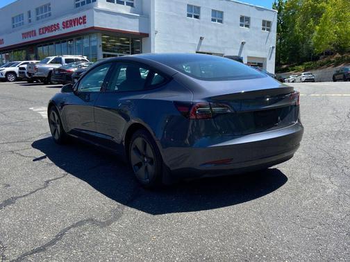 Gray 2023 Tesla Model 3 Standard Range