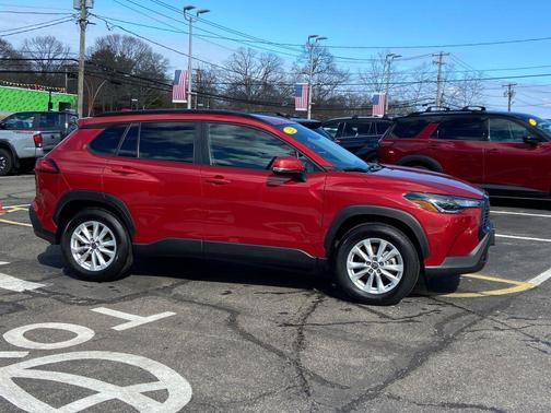 2023 Toyota Corolla Cross LE