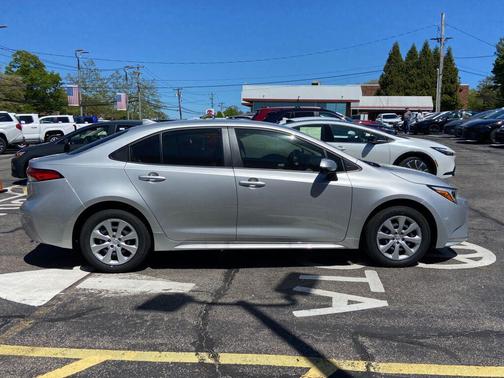 Classic Silver Metallic 2025 Toyota Corolla Hybrid LE