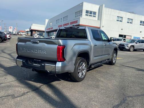 2024 Toyota Tundra Hybrid 1794 Edition