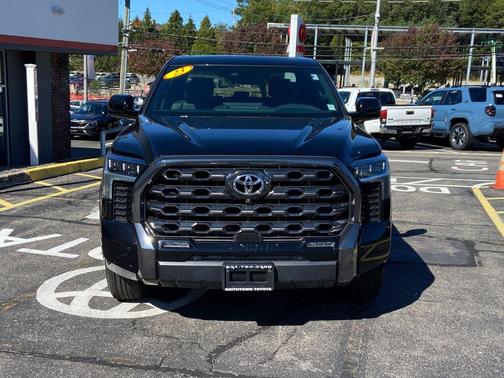 2023 Toyota Tundra Platinum