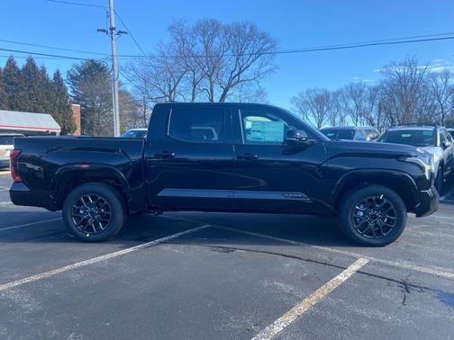 2023 Toyota Tundra Platinum