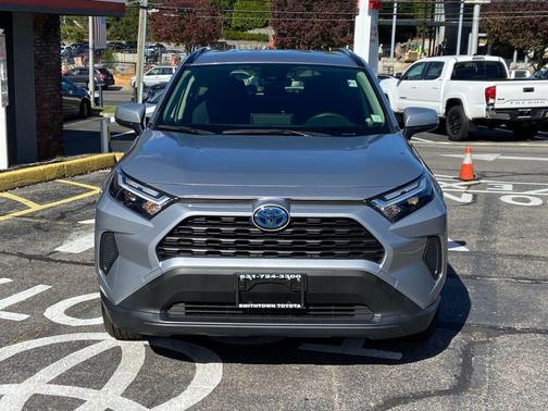 2023 Toyota RAV4 Hybrid LE