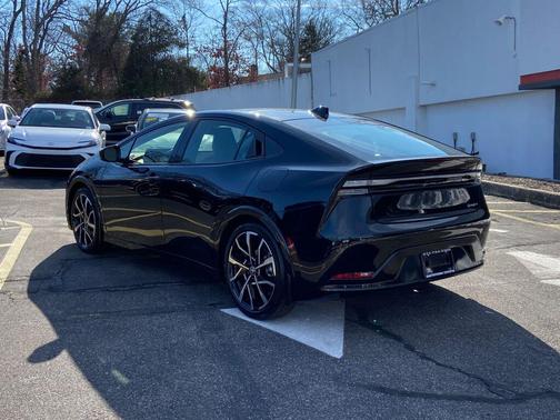 2025 Toyota Prius Plug-In Hybrid XSE