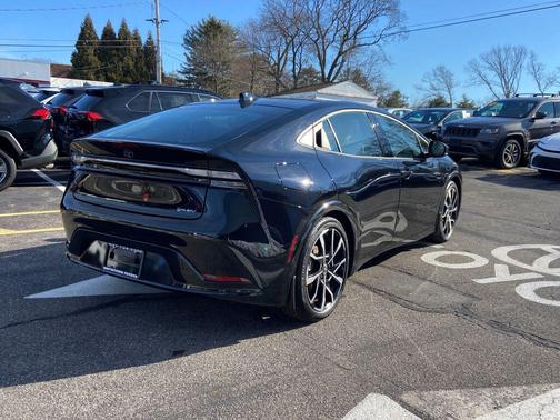 2025 Toyota Prius Plug-In Hybrid XSE