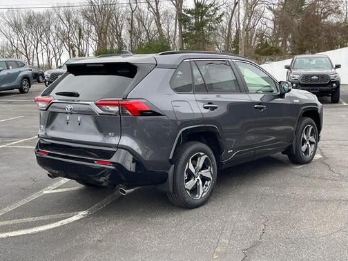 2023 Toyota RAV4 Prime SE