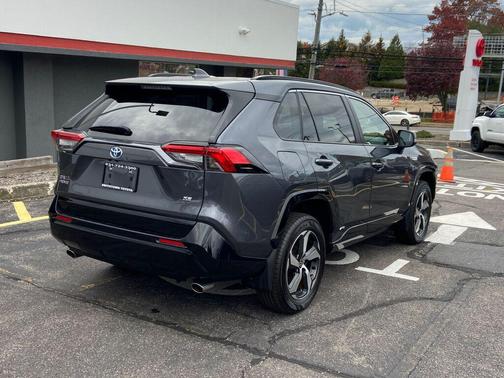 2023 Toyota RAV4 Prime SE