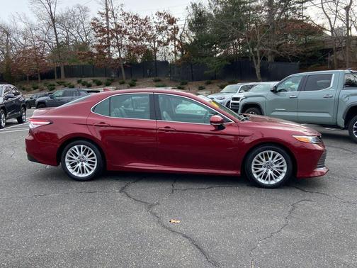 2019 Toyota Camry XLE