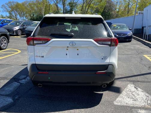 2025 Toyota RAV4 Hybrid LE