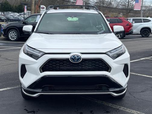 2023 Toyota RAV4 Prime SE