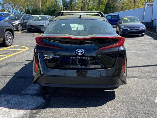 2021 Toyota Prius Prime LE
