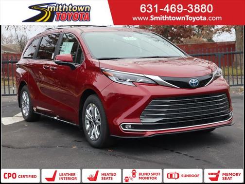 2022 Toyota Sienna Platinum 7 Passenger