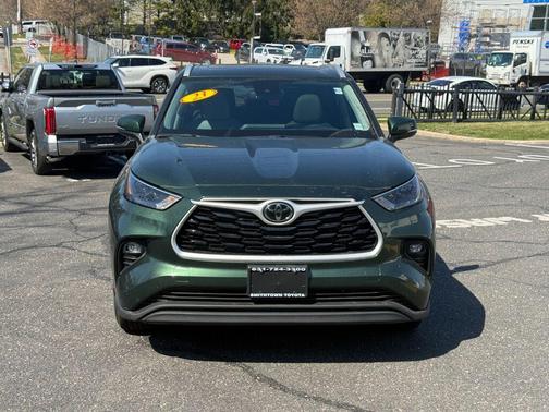 Cypress 2023 Toyota Highlander XLE