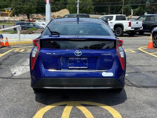 2016 Toyota Prius Two