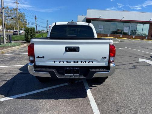 2022 Toyota Tacoma SR5