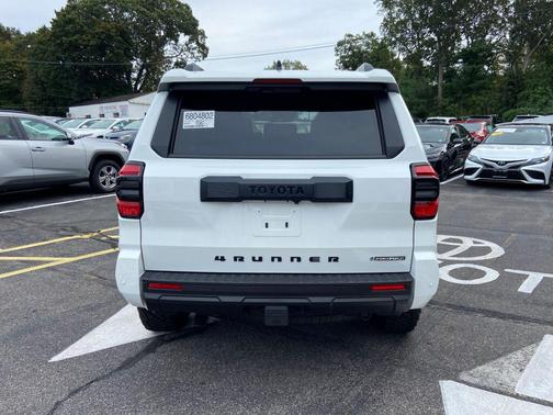 2025 Toyota 4Runner TRD Off Road
