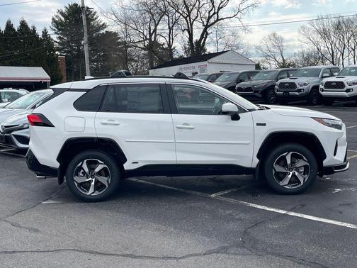 Ice Cap 2023 Toyota RAV4 Prime SE