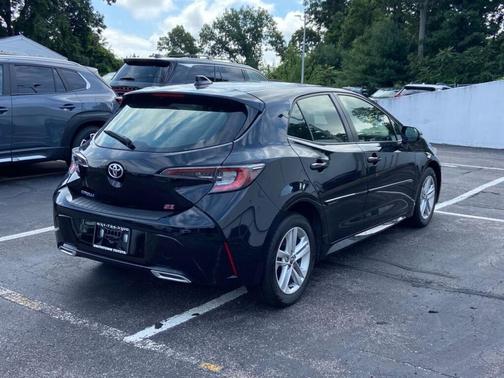 Midnight Black Metallic 2020 Toyota Corolla SE