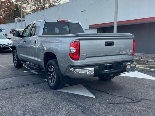 2016 Toyota Tundra SR5