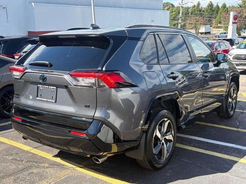 Magnetic Gray Metallic 2024 Toyota RAV4 Prime SE