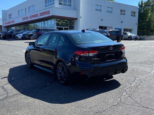 2023 Toyota Corolla Hybrid SE